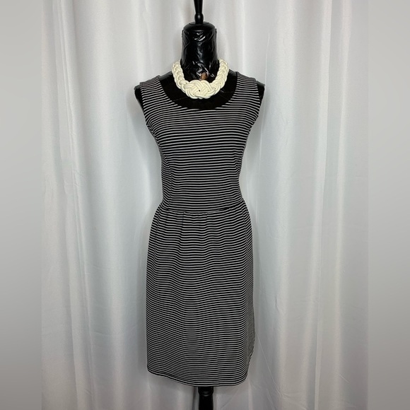 Forever 21 Fit and Flare midi striped dress - Picture 1 of 8